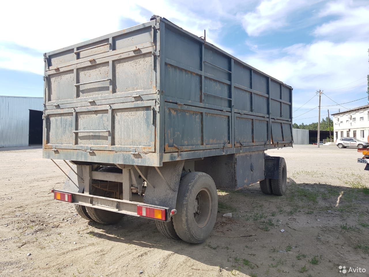Прицеп-зерновоз Камаз 53215
