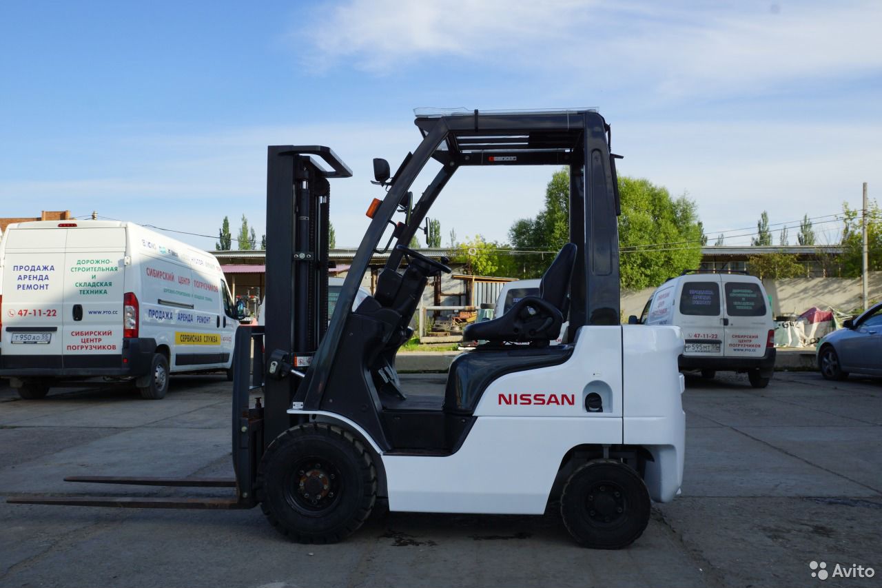 Вилочный погрузчик Nissan Р1F1А15J