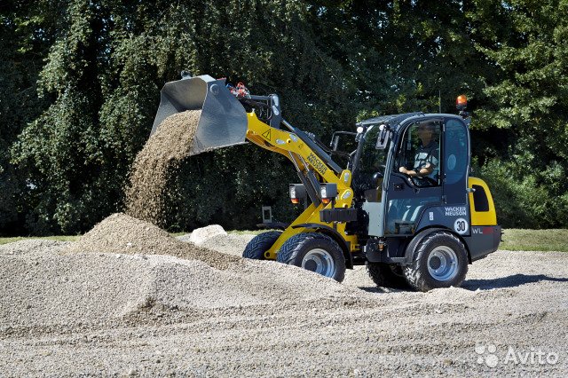 Фронтальный погрузчик Wacker Neuson WL25