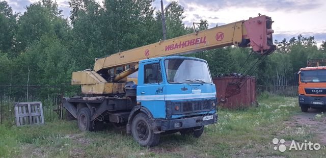 Автокран Ивановец на шасси МАЗ