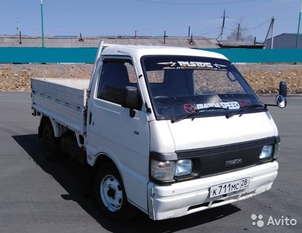 Бортовой автомобиль Mazda Bongo