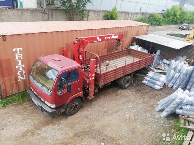 Бортовой грузовик с КМУ DongFeng 1062