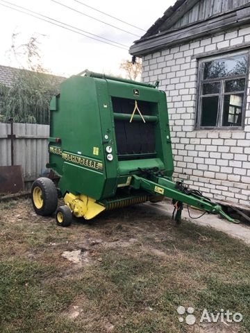 Пресс-подборщик John Deere 580