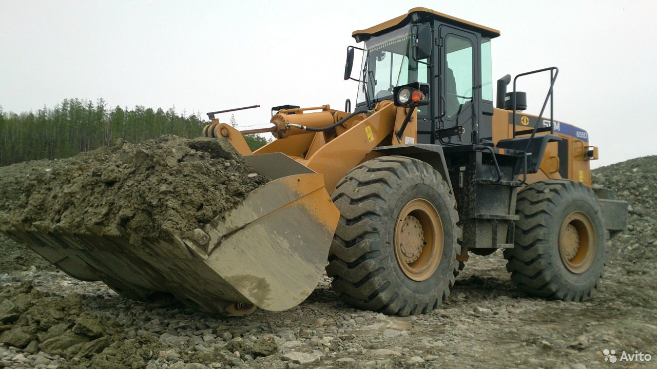 Фронтальный погрузчик SEM 655D