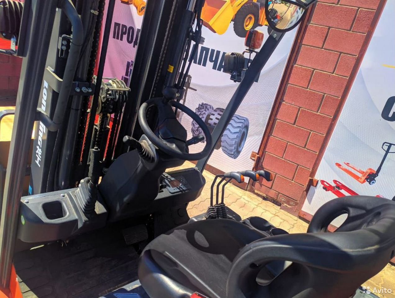Вилочный электропогрузчик Lonking LG18B