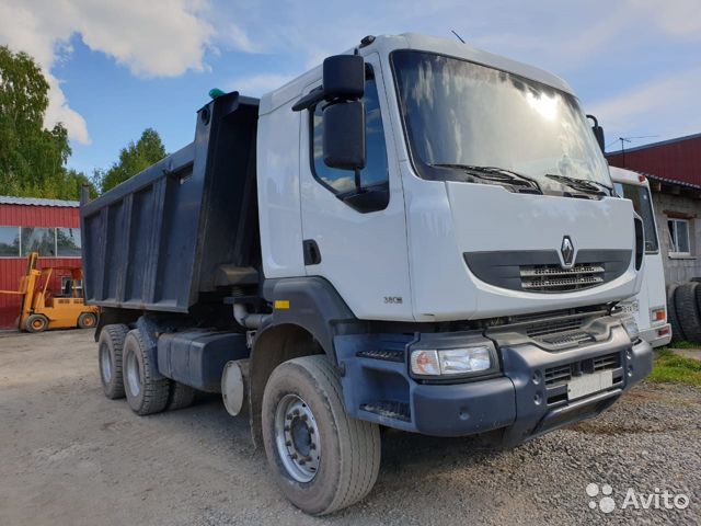 Самосвал Renault