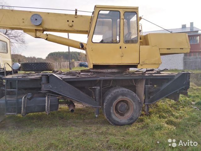 Автокран МАЗ 14 тонн