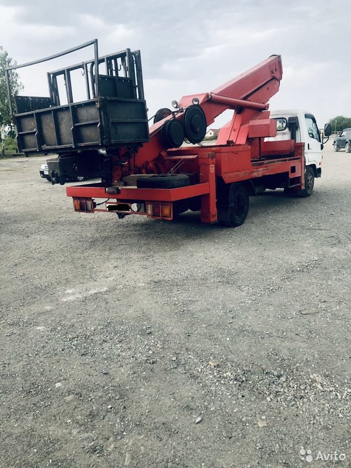 Автовышка HORYONG SKY280 на шасси Hyundai
