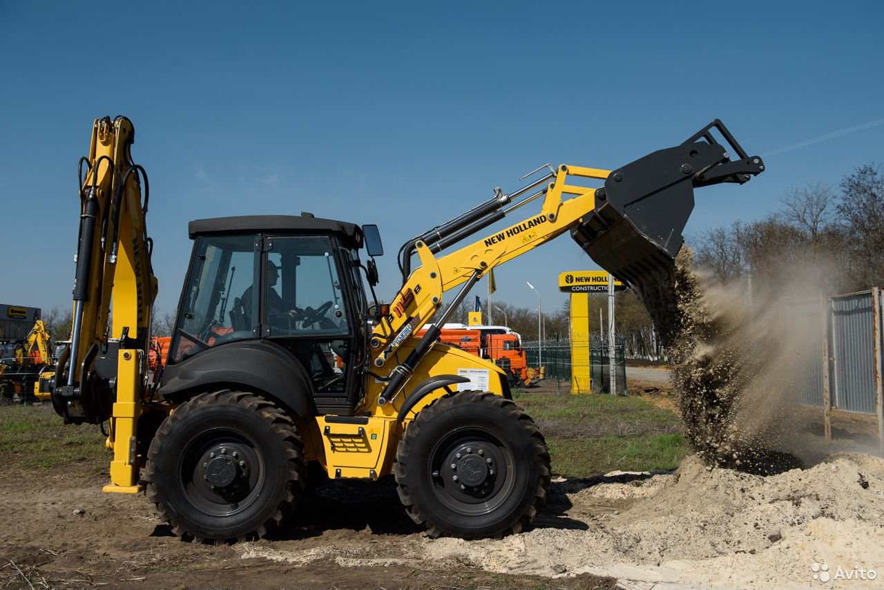 Экскаватор-погрузчик New Holland B115B