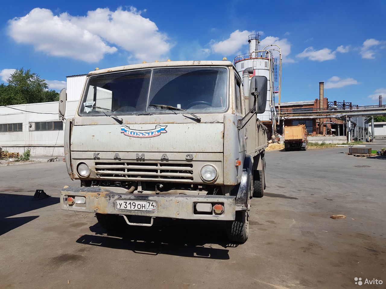 Бортовой грузовик КамАЗ 53213