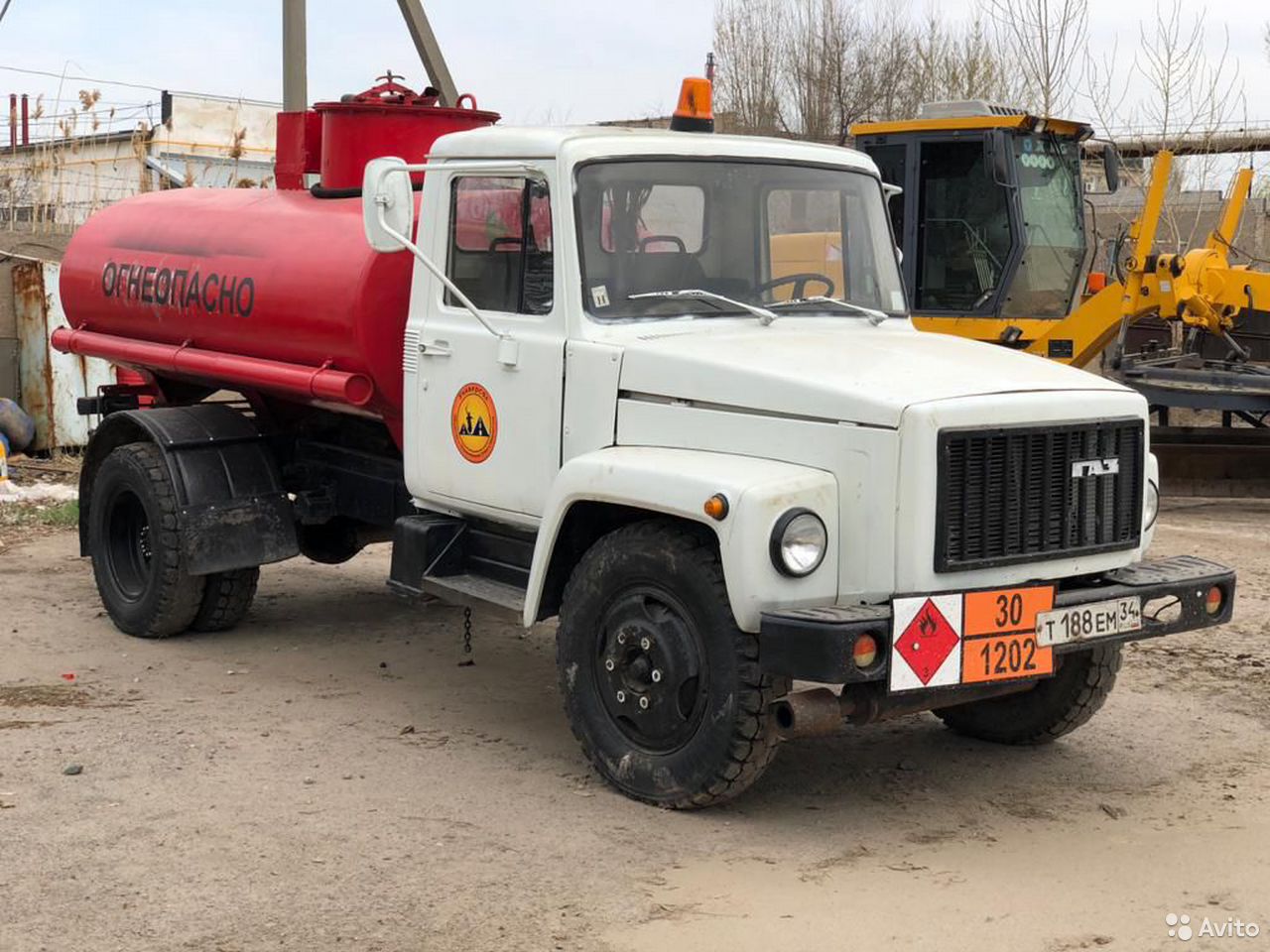 Бензовоз ГАЗ АТЗ