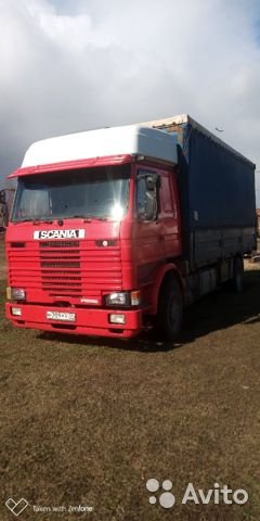 Тентованный грузовик Scania
