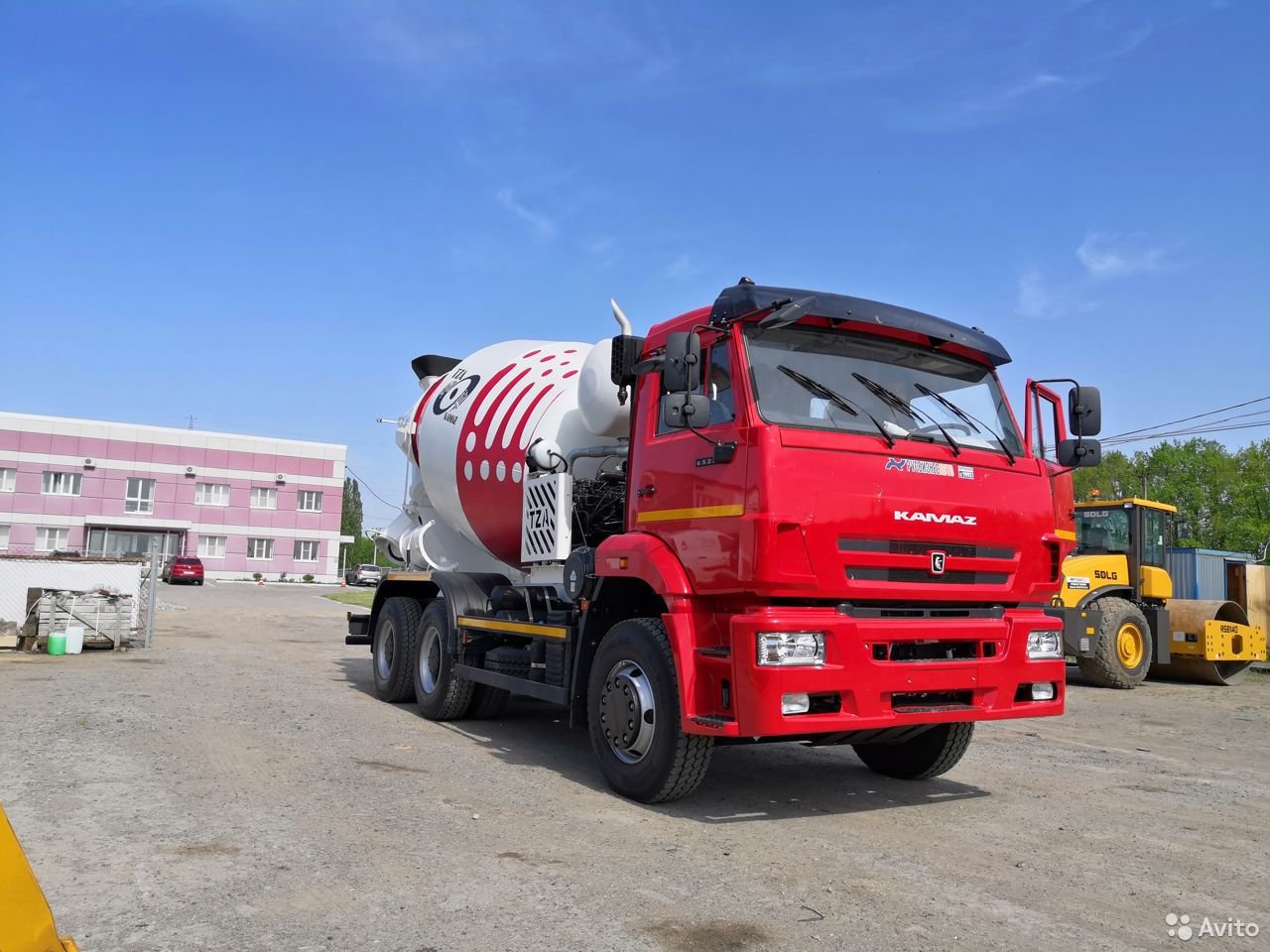 Автобетоносмеситель ТЗА 5814Z9 на шасси КамАЗ 6520