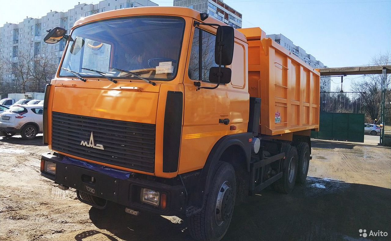 Самосвал МАЗ 5516