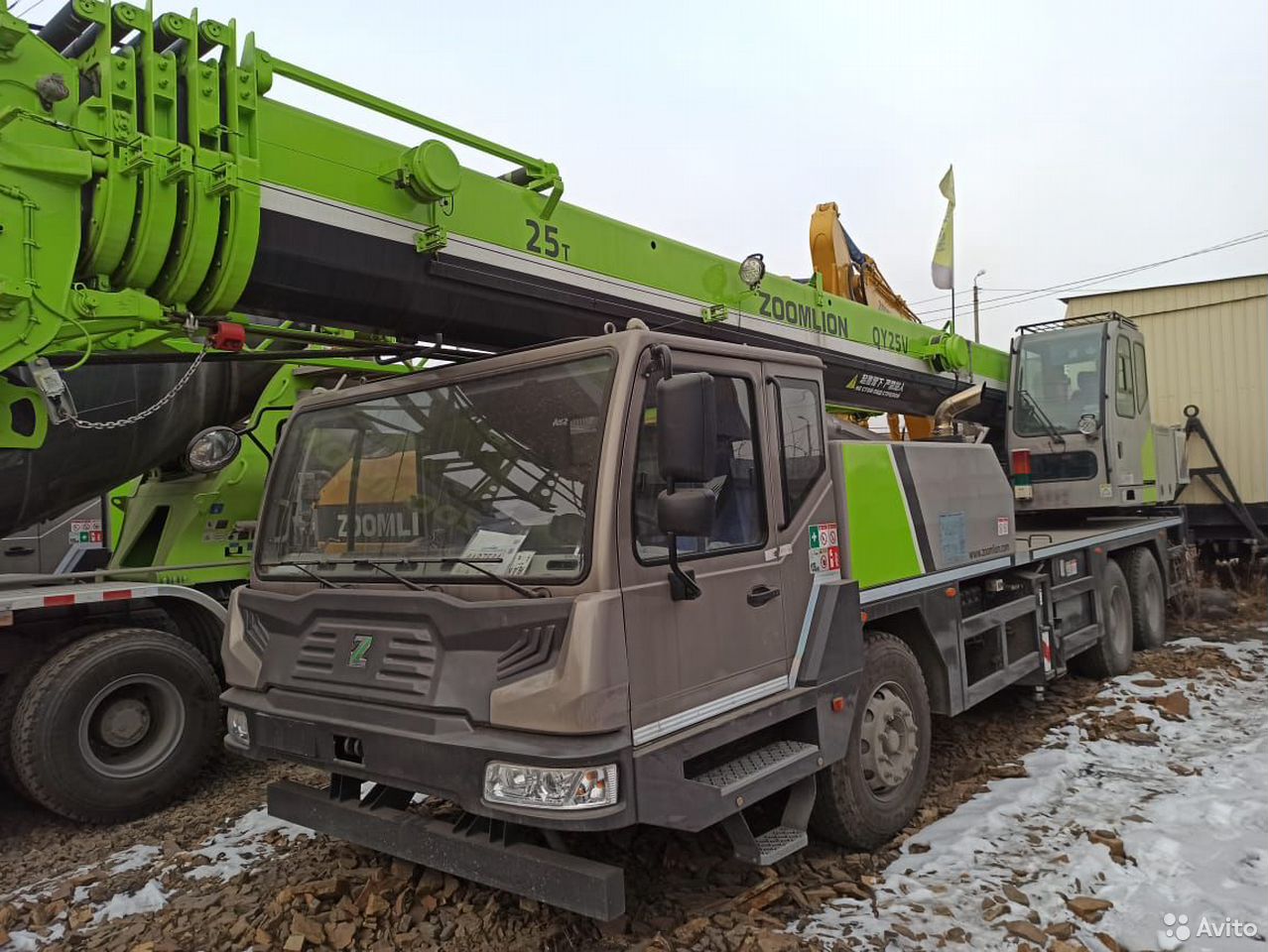 Автокран Zoomlion QY25V