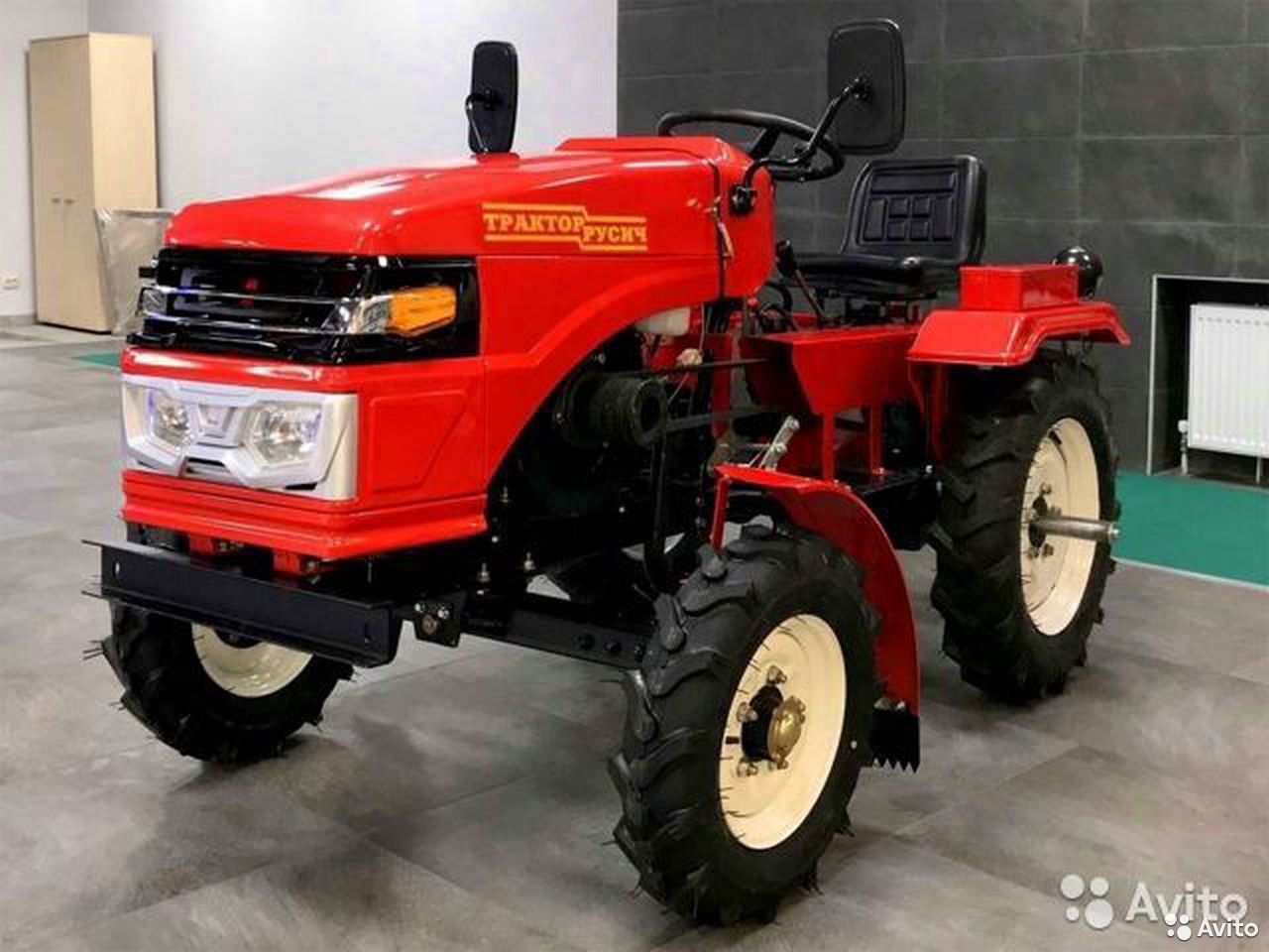 Мини-трактор Русич Т-12
