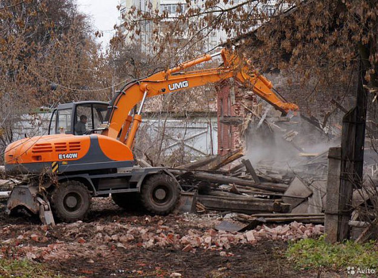 Колесный экскаватор UMG E140W