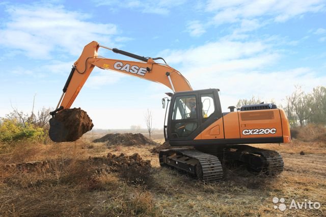 Гусеничный экскаватор case CX220C NLC