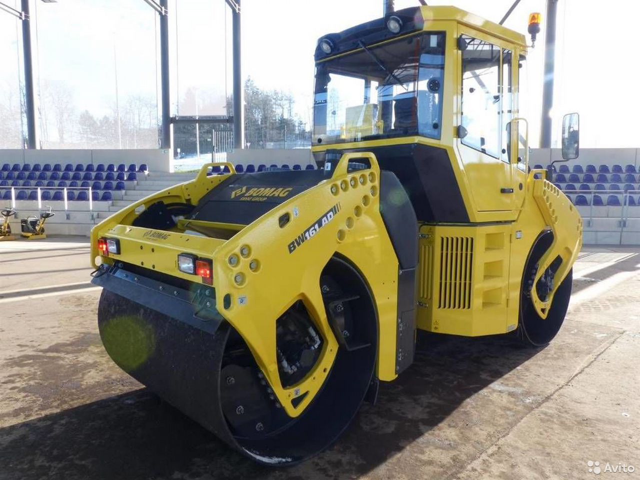 Двухвальцовый каток Bomag BW161 AD-4
