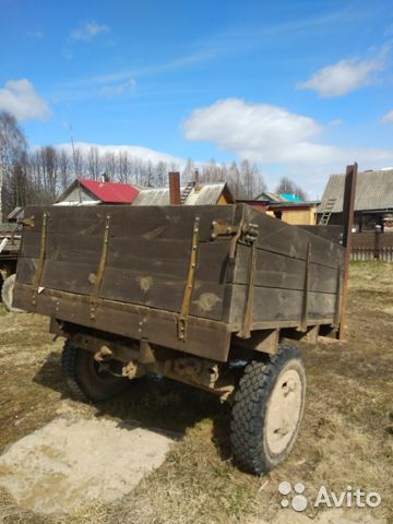 Тракторный прицеп (телега)