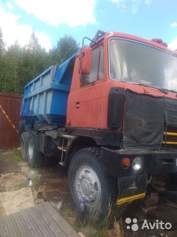 Самосвал Tatra 815