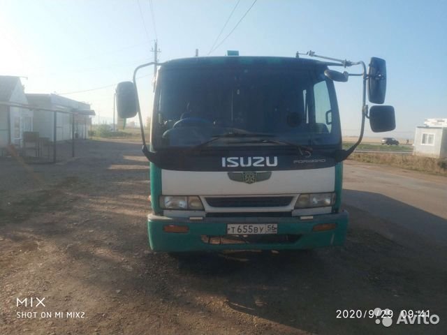 Бортовой грузовик с КМУ ISUZU