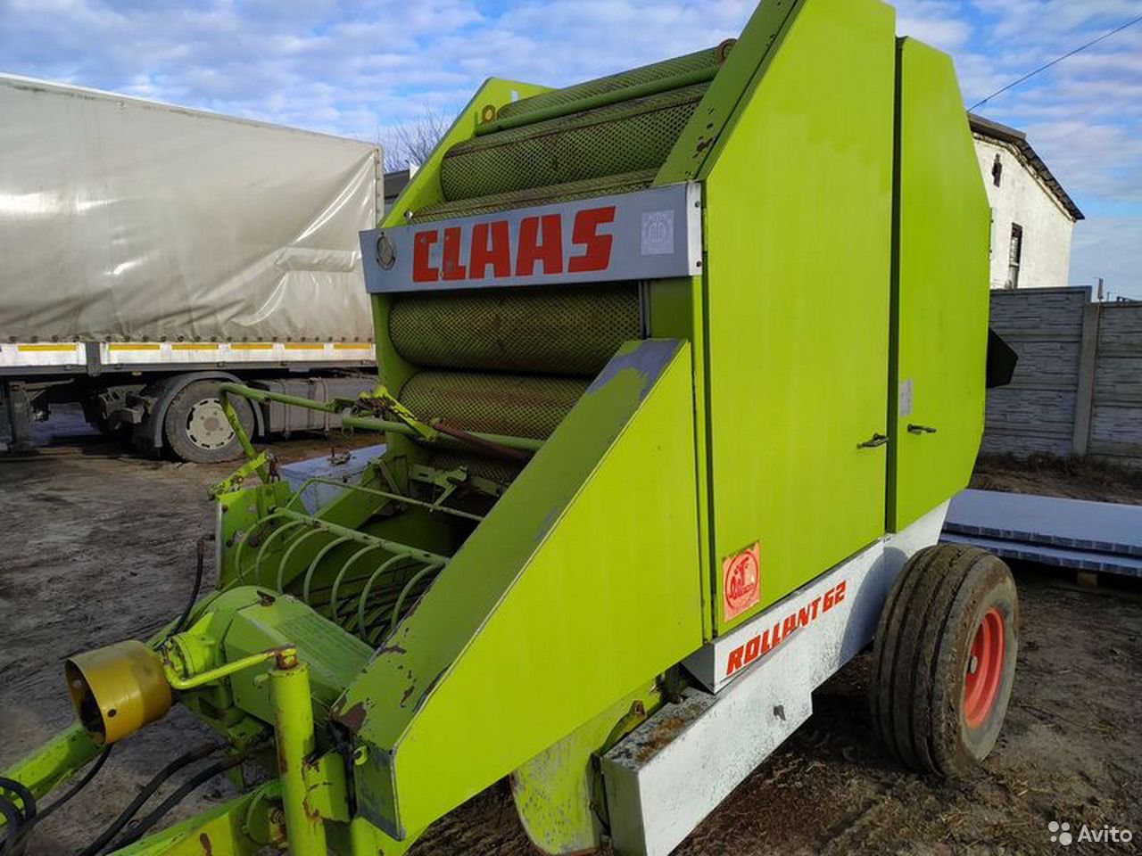Пресс-подборщик Claas Rollant 62