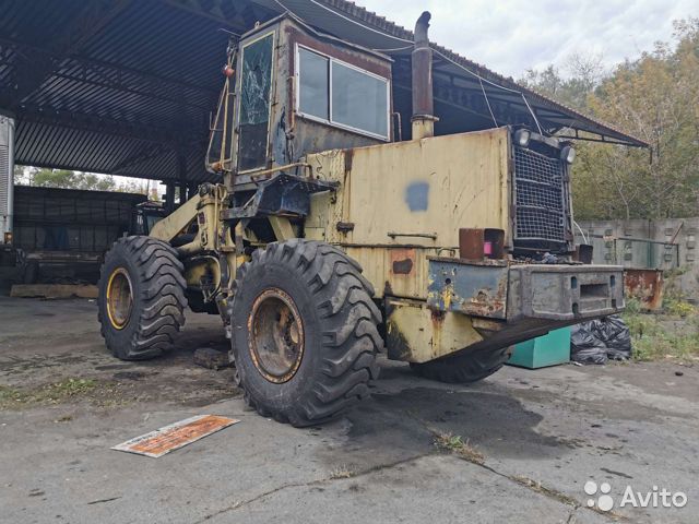 Фронтальный погрузчик Komatsu WA320