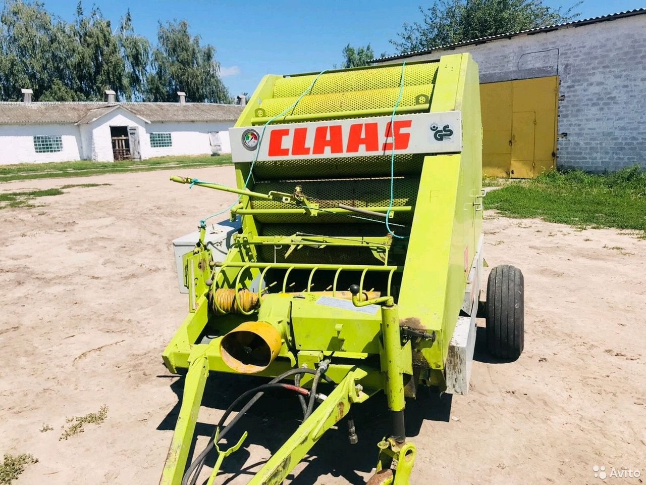 Пресс-подборщик Claas Rollant 44