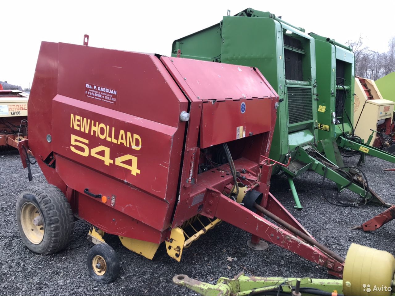 Пресс-подборщик New Holland 544