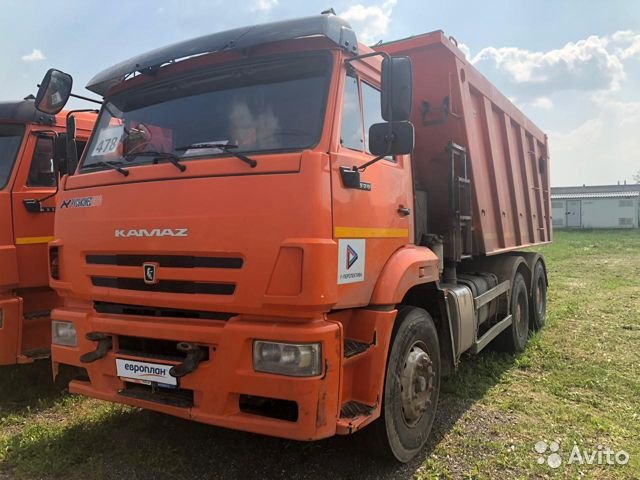 Самосвал КамАЗ 6520