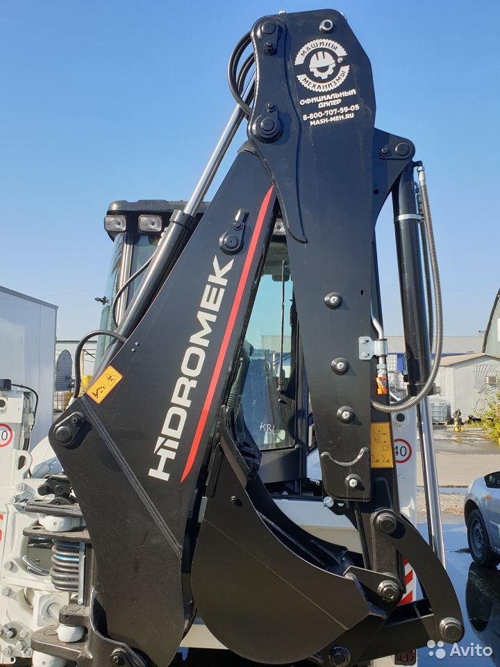 Экскаватор-погрузчик Hidromek