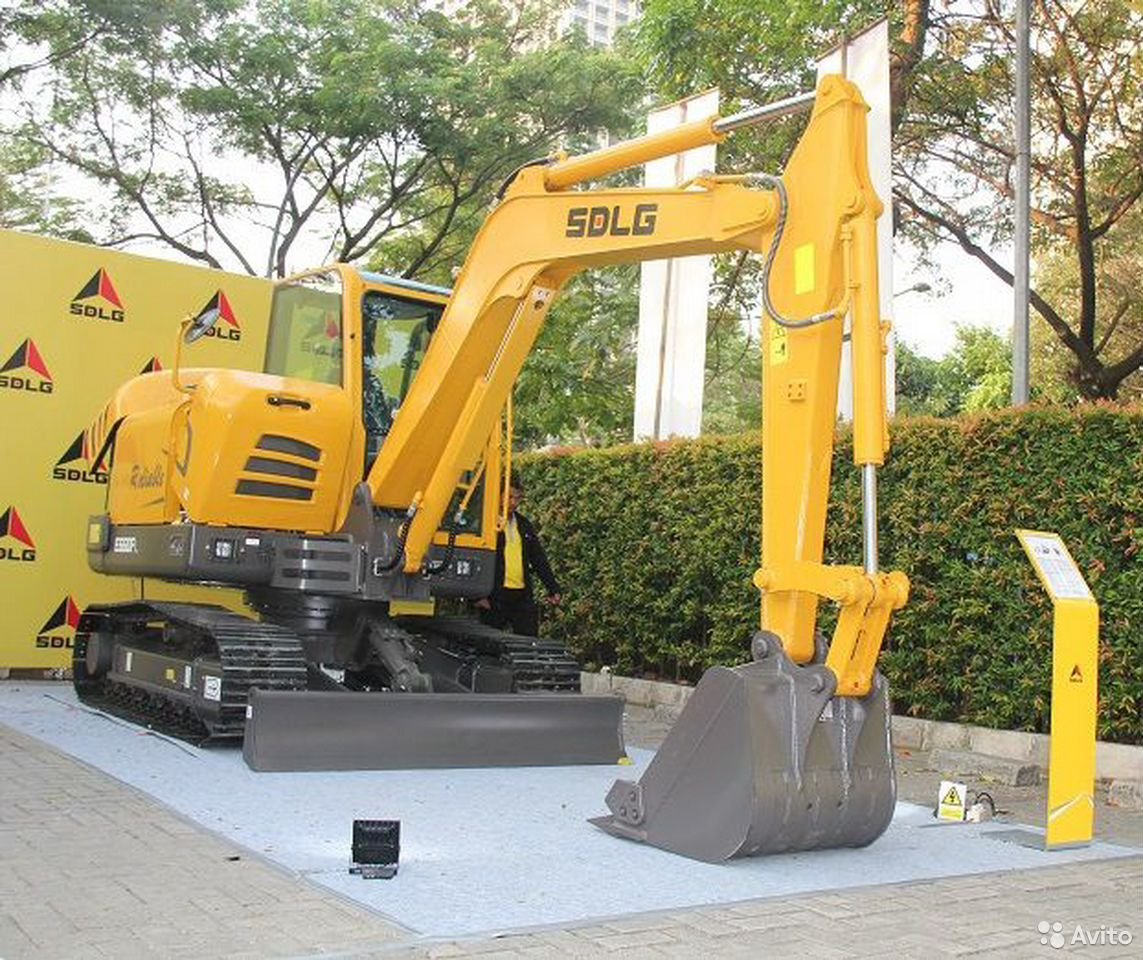 Мини-экскаватор SDLG E660FL