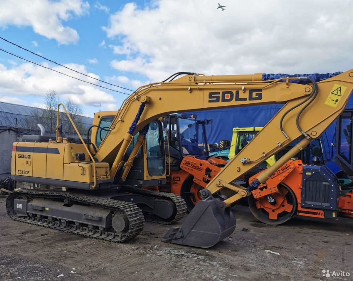 Гусеничный экскаватор SDLG E6150F (Volvo Group)