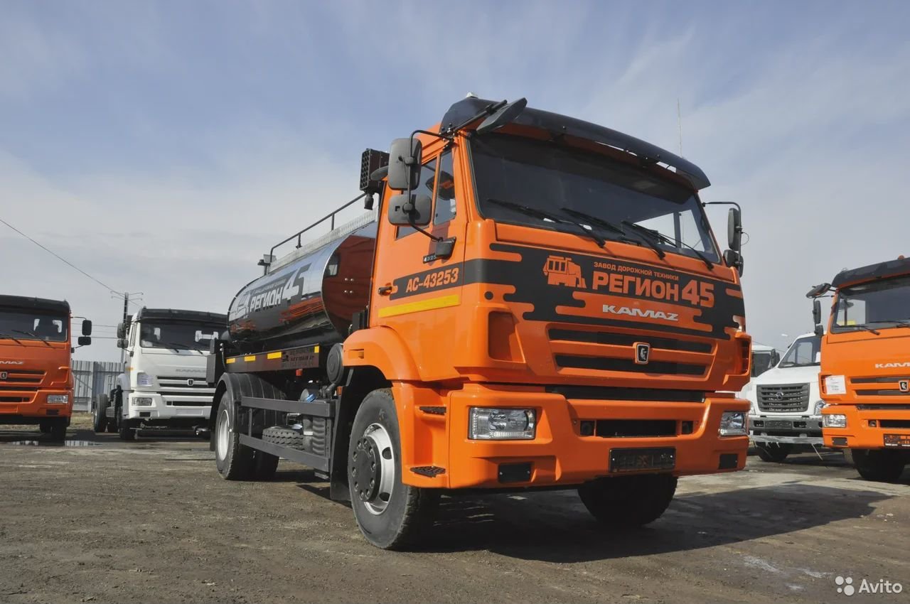 Автогудронатор ЗДТ «Регион 45» АС-43253