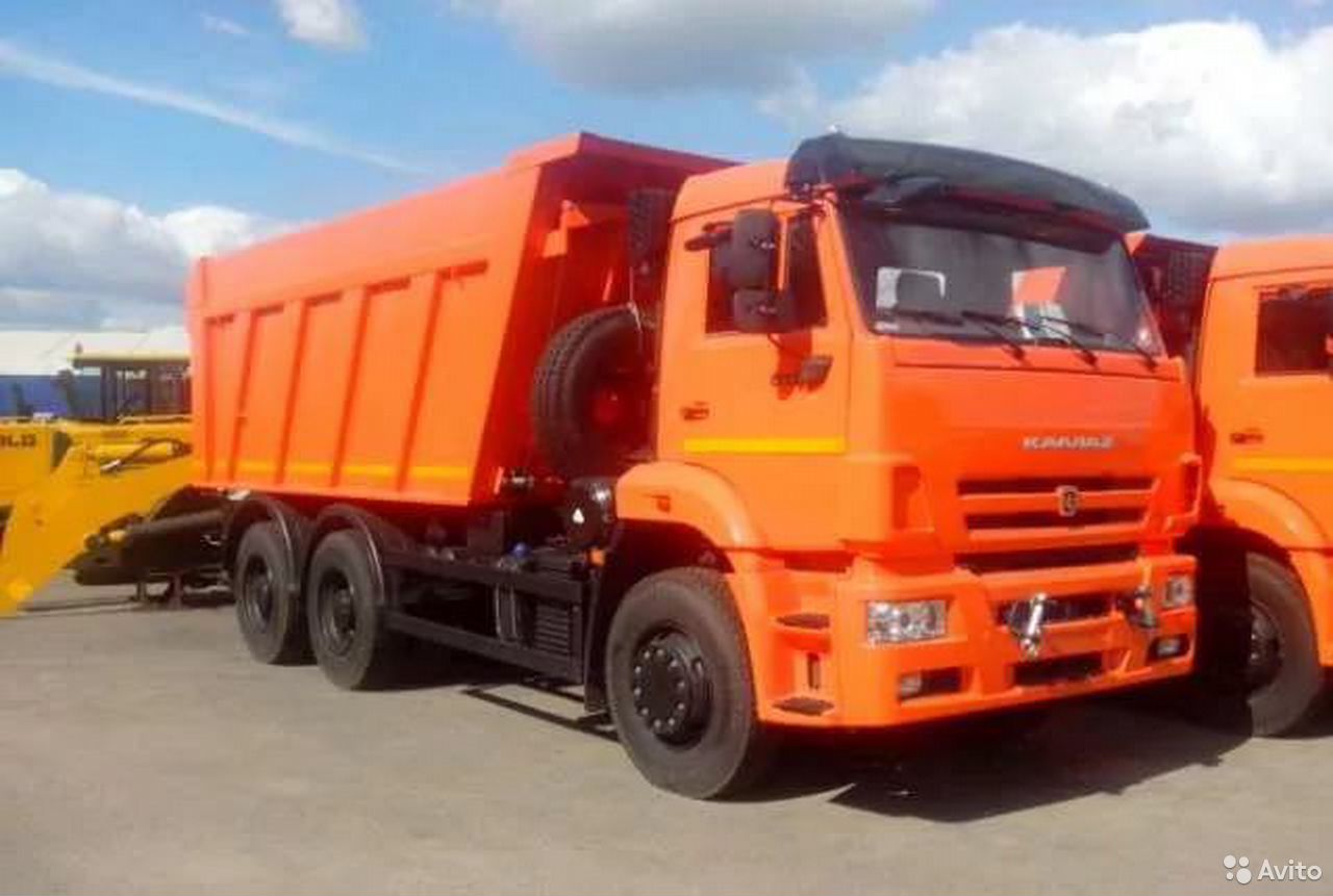 Самосвал КамАЗ 6520-6012-53