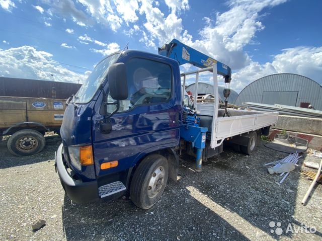 Бортовой грузовик с КМУ Hyundai HD78