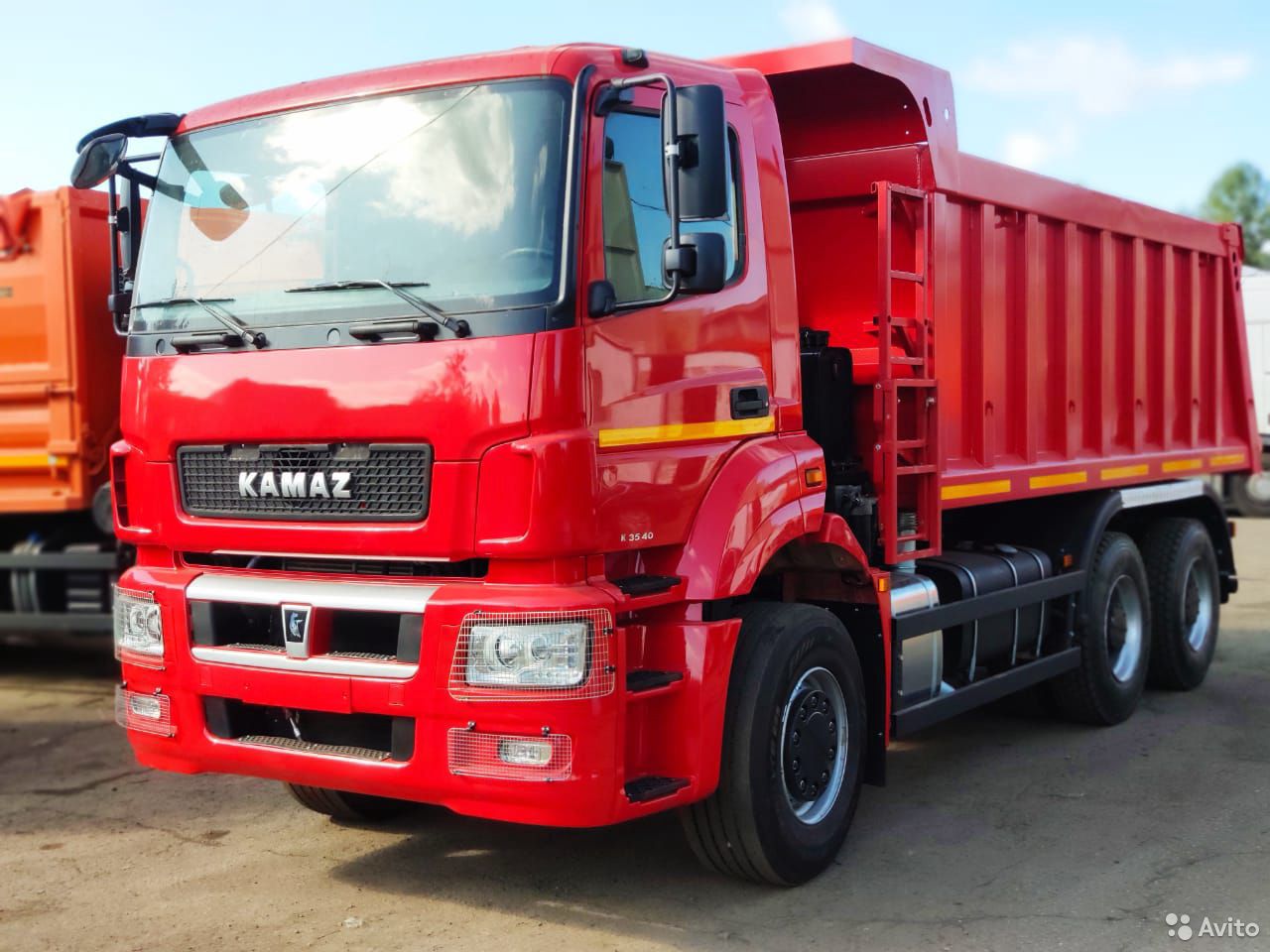 Самосвал КамАЗ 6520