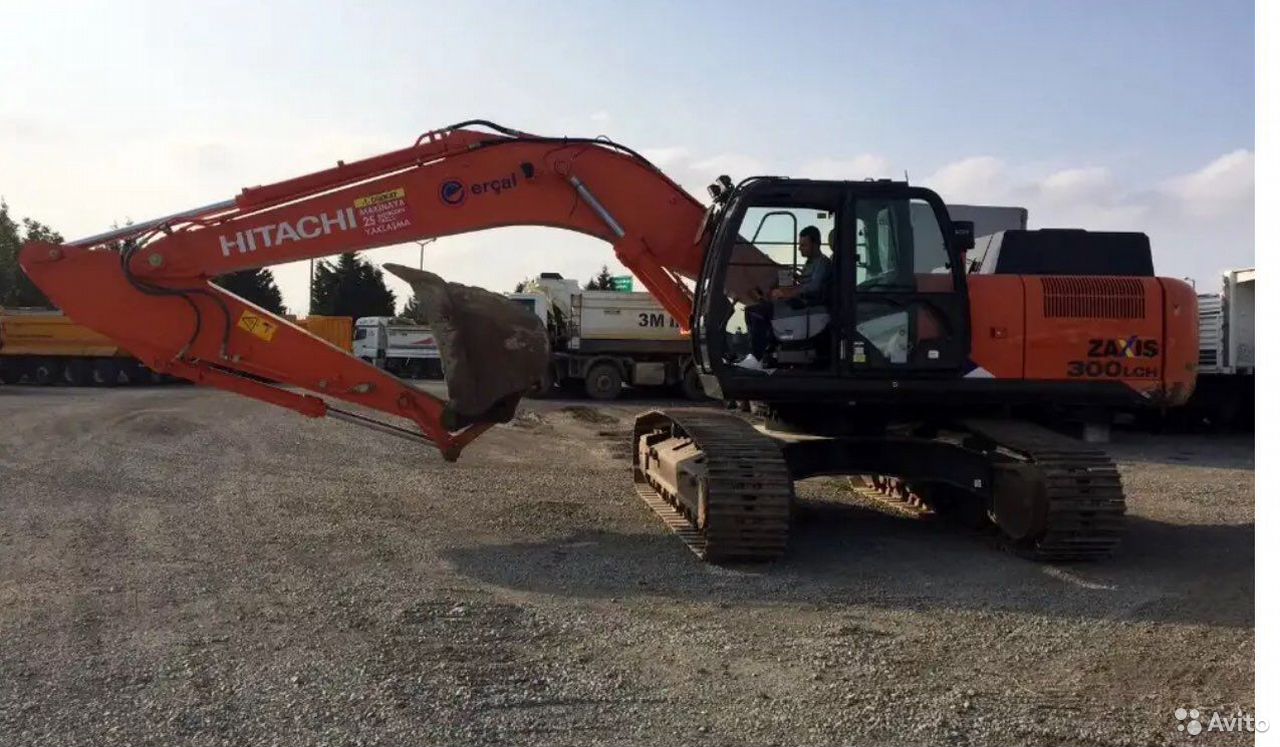 Гусеничный экскаватор Hitachi ZX300-5A