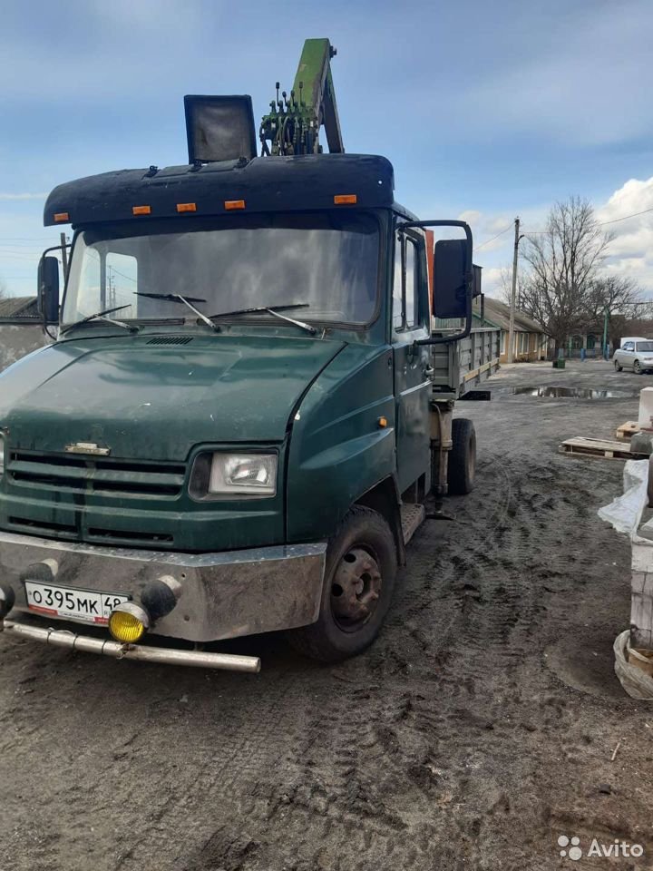 Бортовой грузовик с КМУ ЗИЛ 5301 "Бычок"