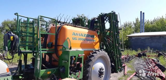 Прицепной опрыскиватель Amazone UG 3000