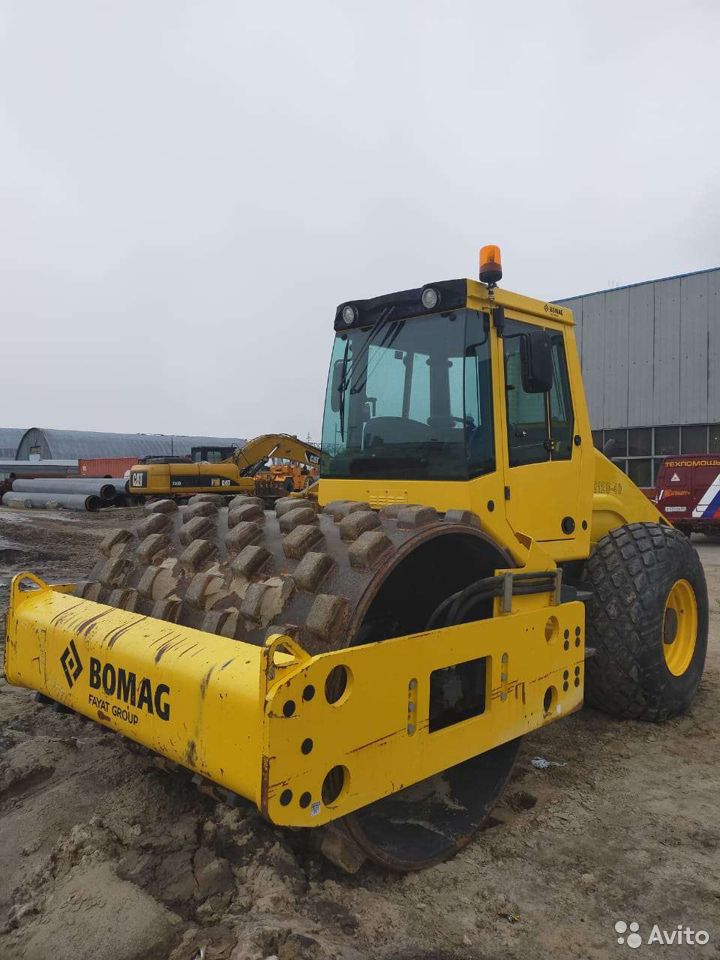 Грунтовый каток Bomag BW212D-40