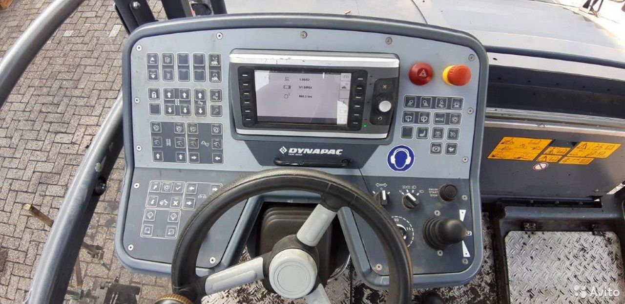 Асфальтоукладчик Dynapac SD1800WD