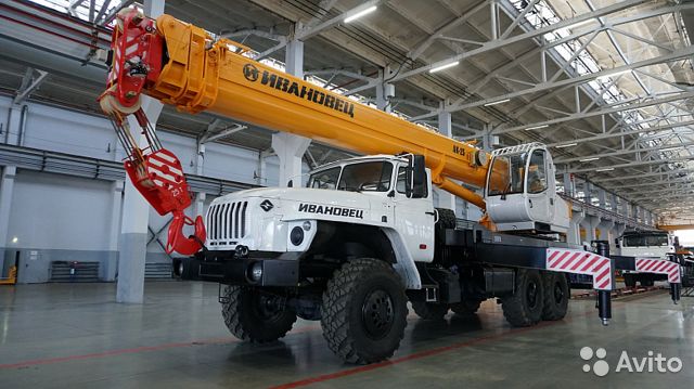 Автокран Ивановец КС-45717-1Р на шасси УРАЛ 4320