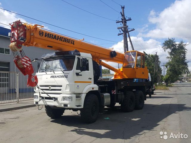 Автокран Ивановец КС-45717К-3 на шасси КамАЗ 43118