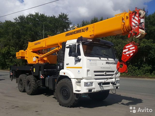 Автокран Ивановец КС-45717К-3