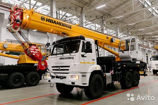 Автокран Ивановец КС-45717К-3М-24 на шасси КамАЗ 43118