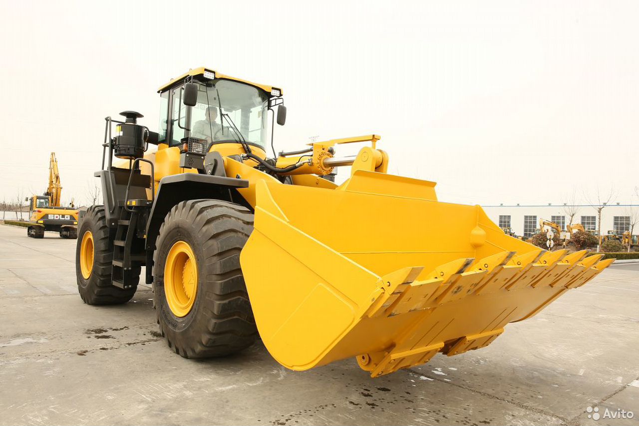 Фронтальный погрузчик SDLG L975F