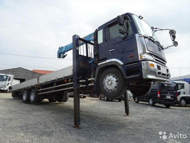 Бортовой грузовик с КМУ HINO Profia