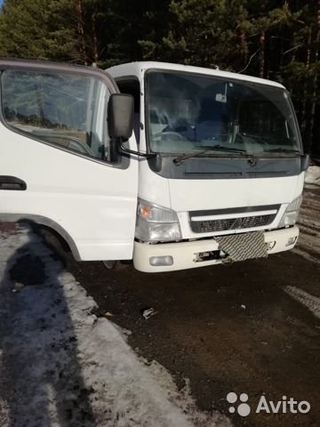 Бортовой автомобиль Mitsubishi Canter